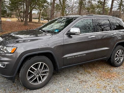 Used 2020 Jeep Grand Cherokee Limited image 4
