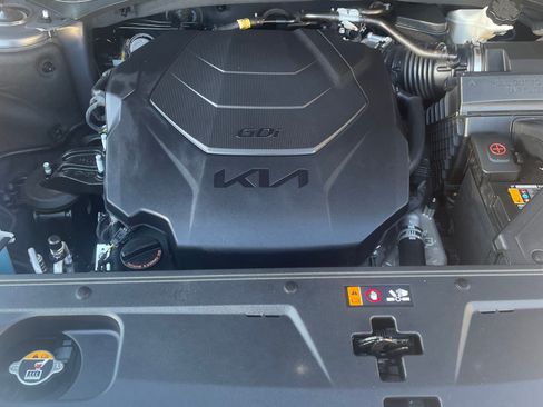 Used 2024 Kia Telluride SX Prestige image 16