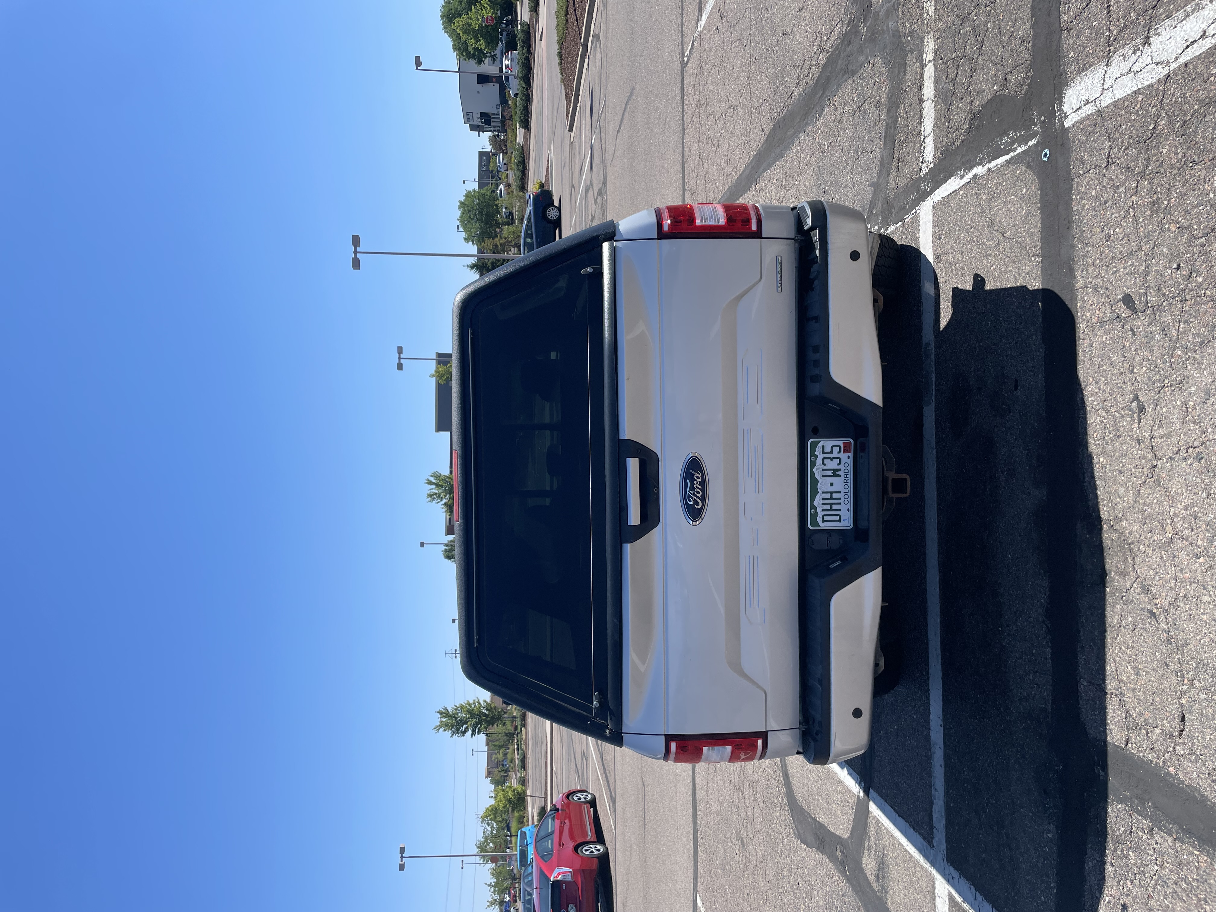 Used 2018 Ford F150 XLT w/ Equipment Group 302A Luxury AWD/4WD image 6