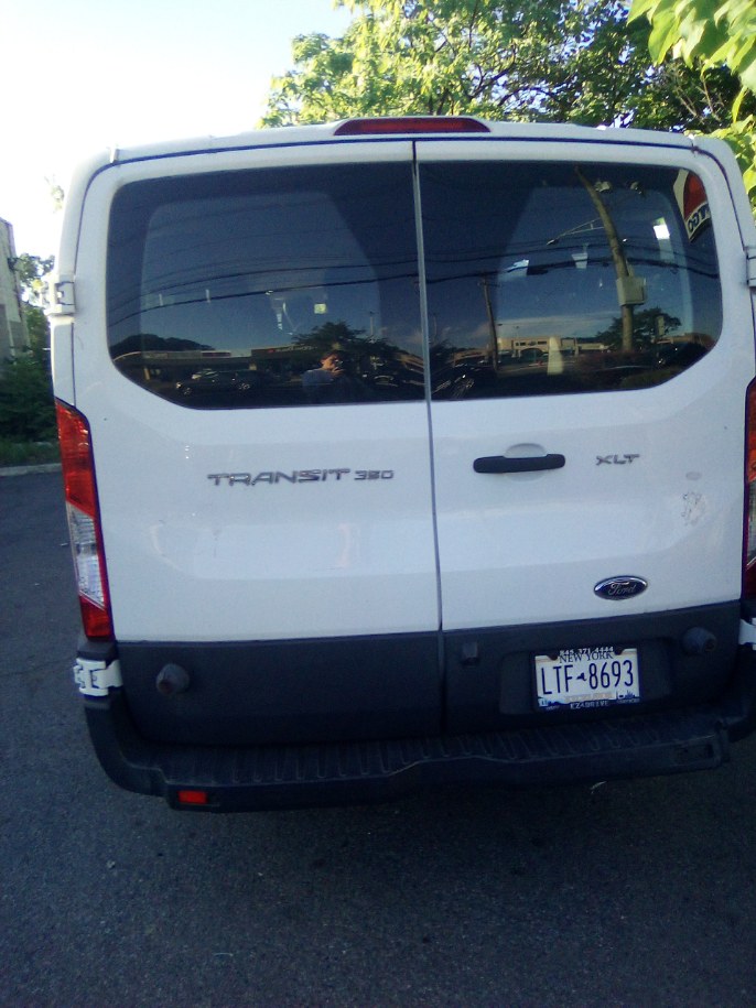 Used 2017 Ford Transit 350 XLT RWD image 2