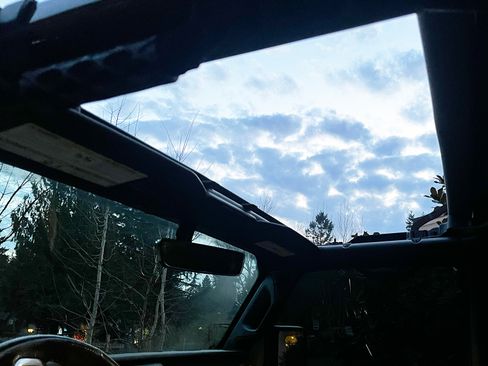 Used 2022 Jeep Gladiator Mojave w/ LED Lighting Group image 10