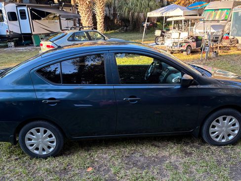 Used 2016 Nissan Versa S image 5