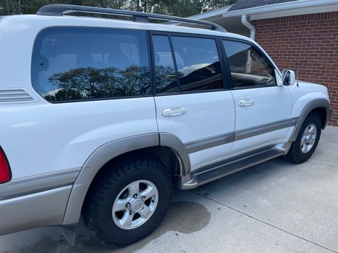 Used 2000 Toyota Land Cruiser image 9