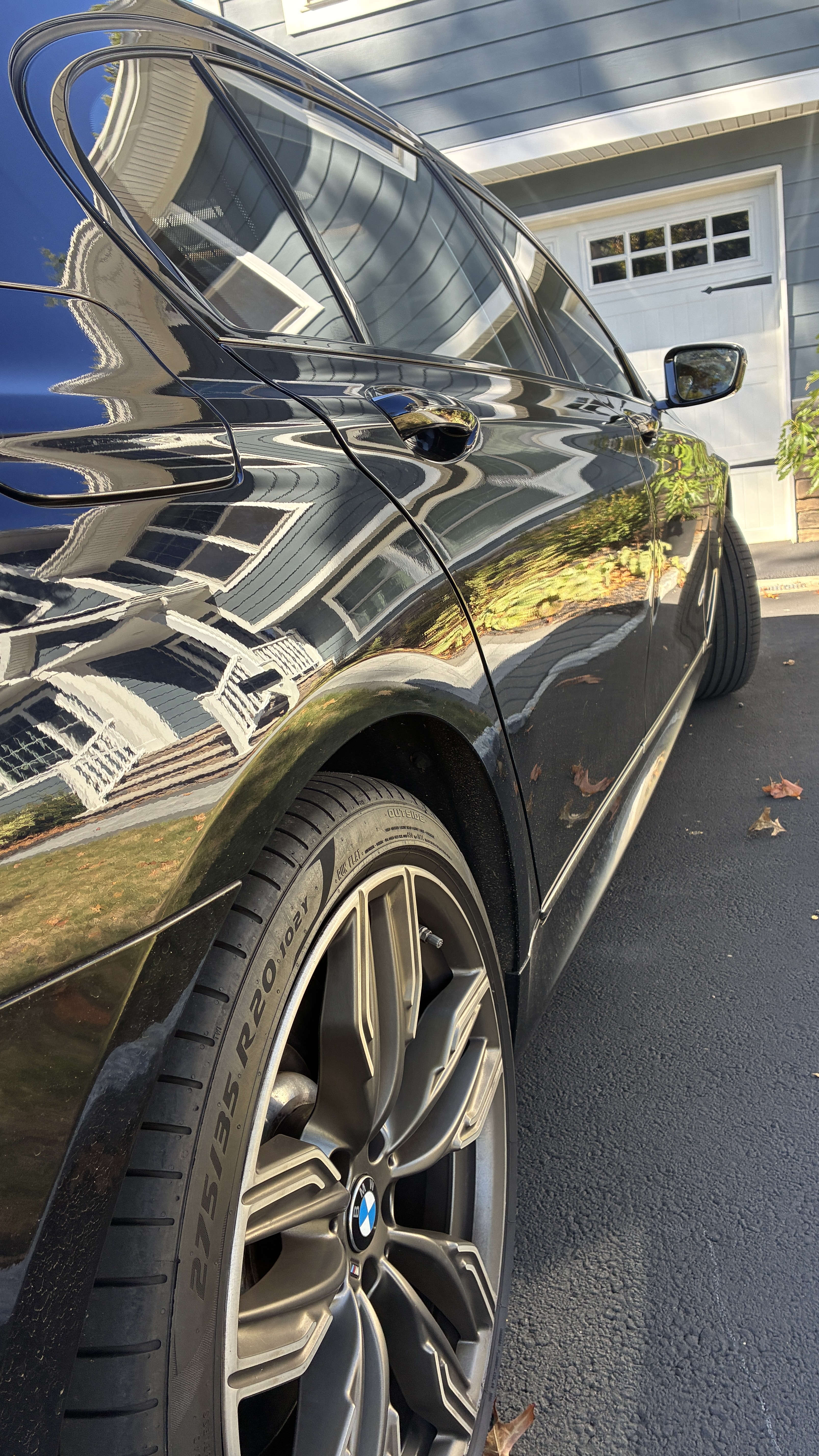 Used 2017 BMW M760i xDrive AWD/4WD image 11