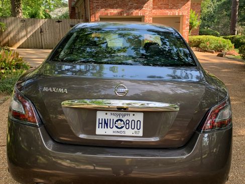 Used 2012 Nissan Maxima 3.5 S FWD image 2