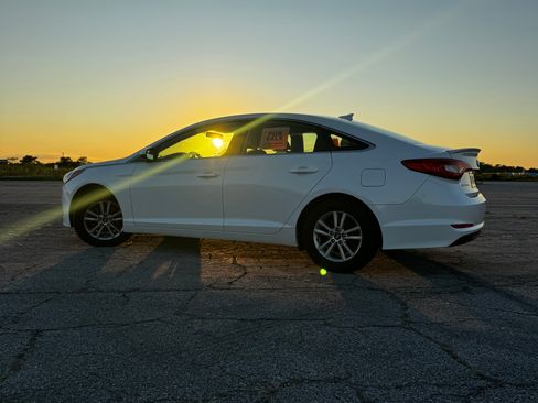 Used 2017 Hyundai Sonata SE image 8