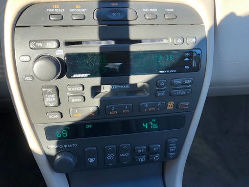 Used 2002 Cadillac Eldorado ESC w/ Preffered Equipment Group image 16