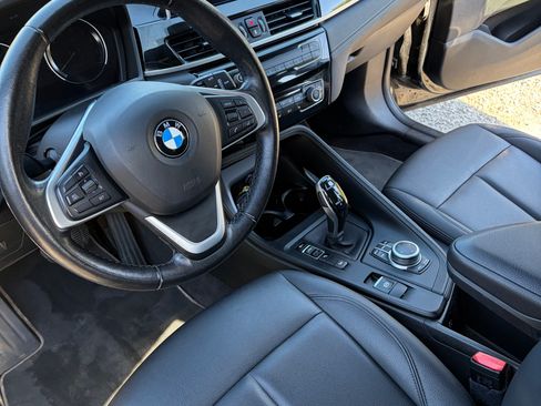 Used 2020 BMW X1 xDrive28i w/ Convenience Package AWD/4WD image 4