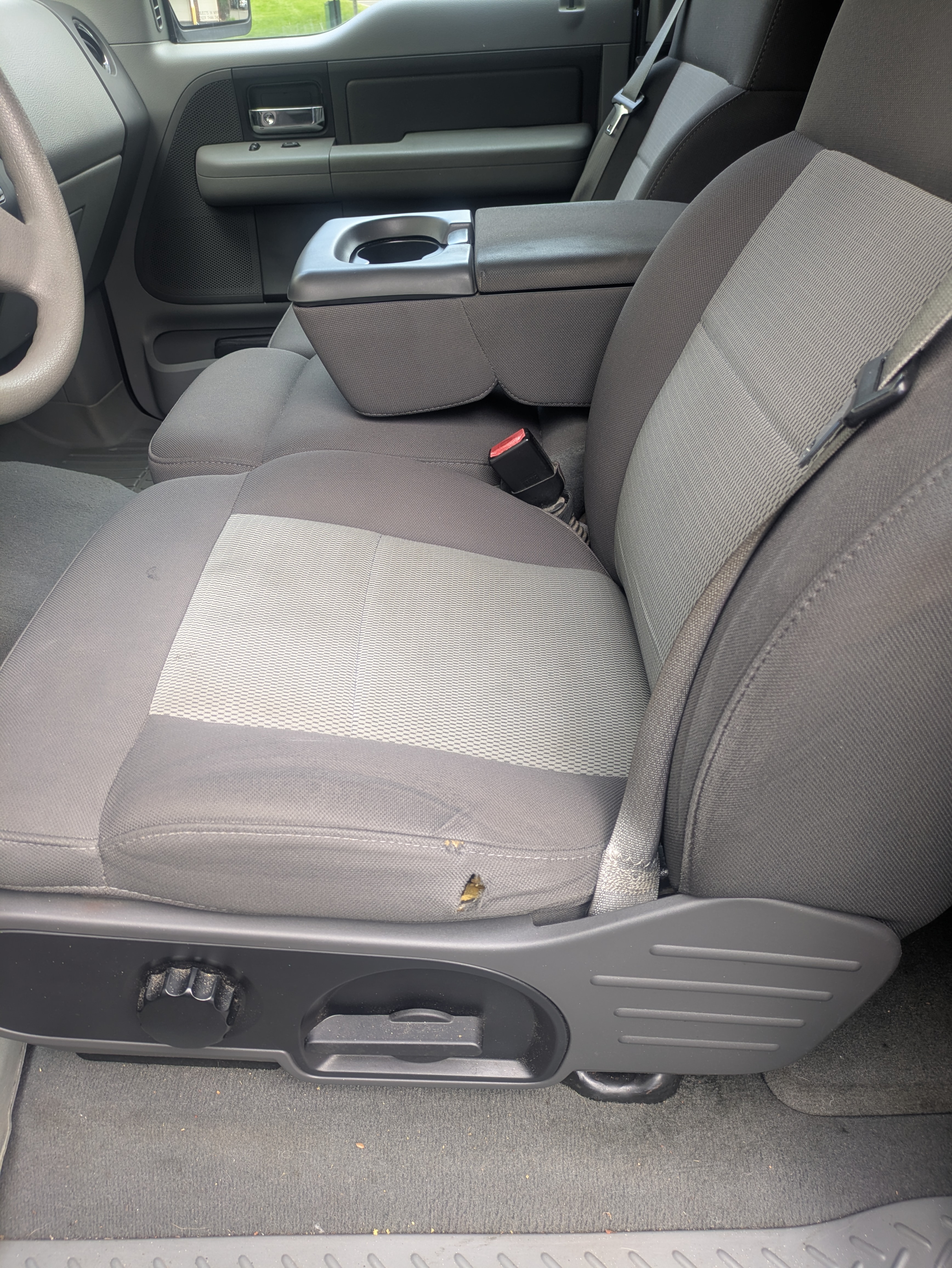 Used 2006 Ford F150 XLT RWD image 13