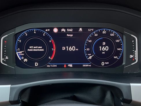 Used 2021 Volkswagen Atlas SEL R-Line image 2