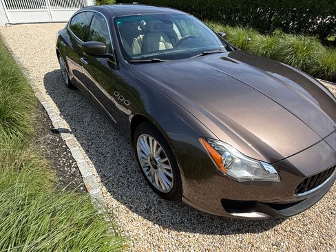 Used 2014 Maserati Quattroporte S Q4 AWD/4WD image 1