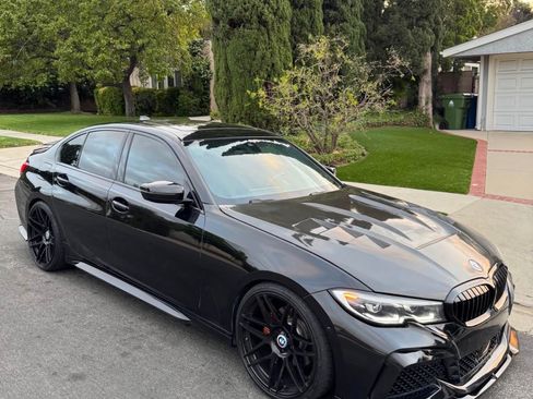 Used 2021 BMW 330i Sedan w/ Convenience Package RWD image 2