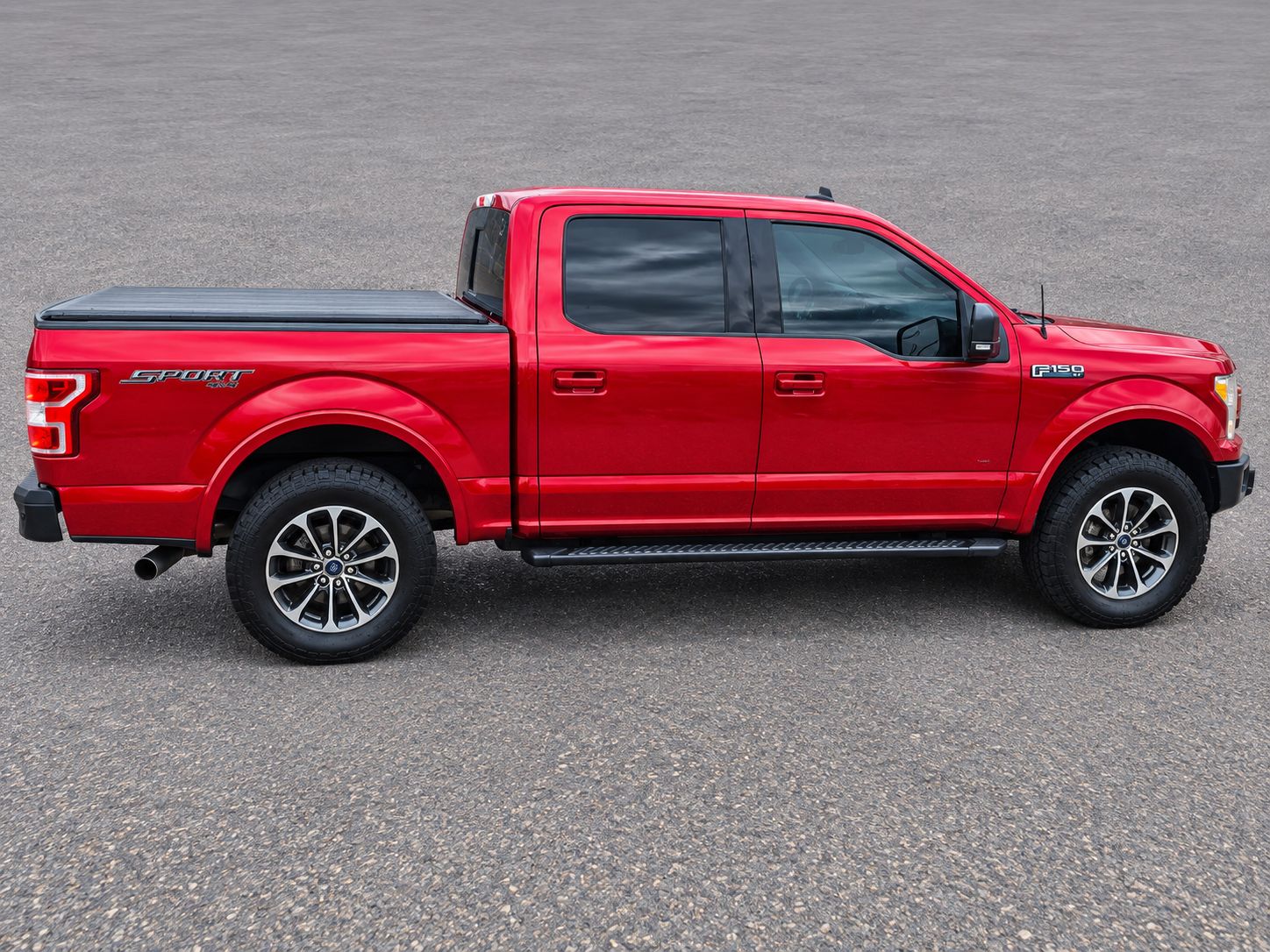 Used 2020 Ford F150 XLT w/ Equipment Group 302A Luxury AWD/4WD image 4