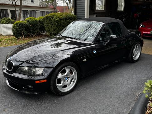 Used 2001 BMW Z3 3.0i RWD image 1