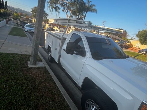 Used 2017 Chevrolet Silverado 2500 W/T image 4
