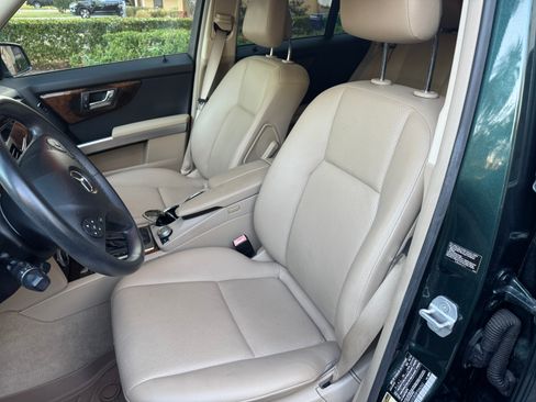 Used 2011 Mercedes-Benz GLK 350 2WD image 12