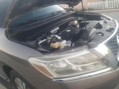 Used 2013 Nissan Pathfinder SV w/ Cargo Pkg image 8