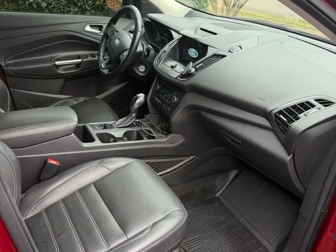 Used 2018 Ford Escape SEL w/ Ford Safe & Smart Package image 15