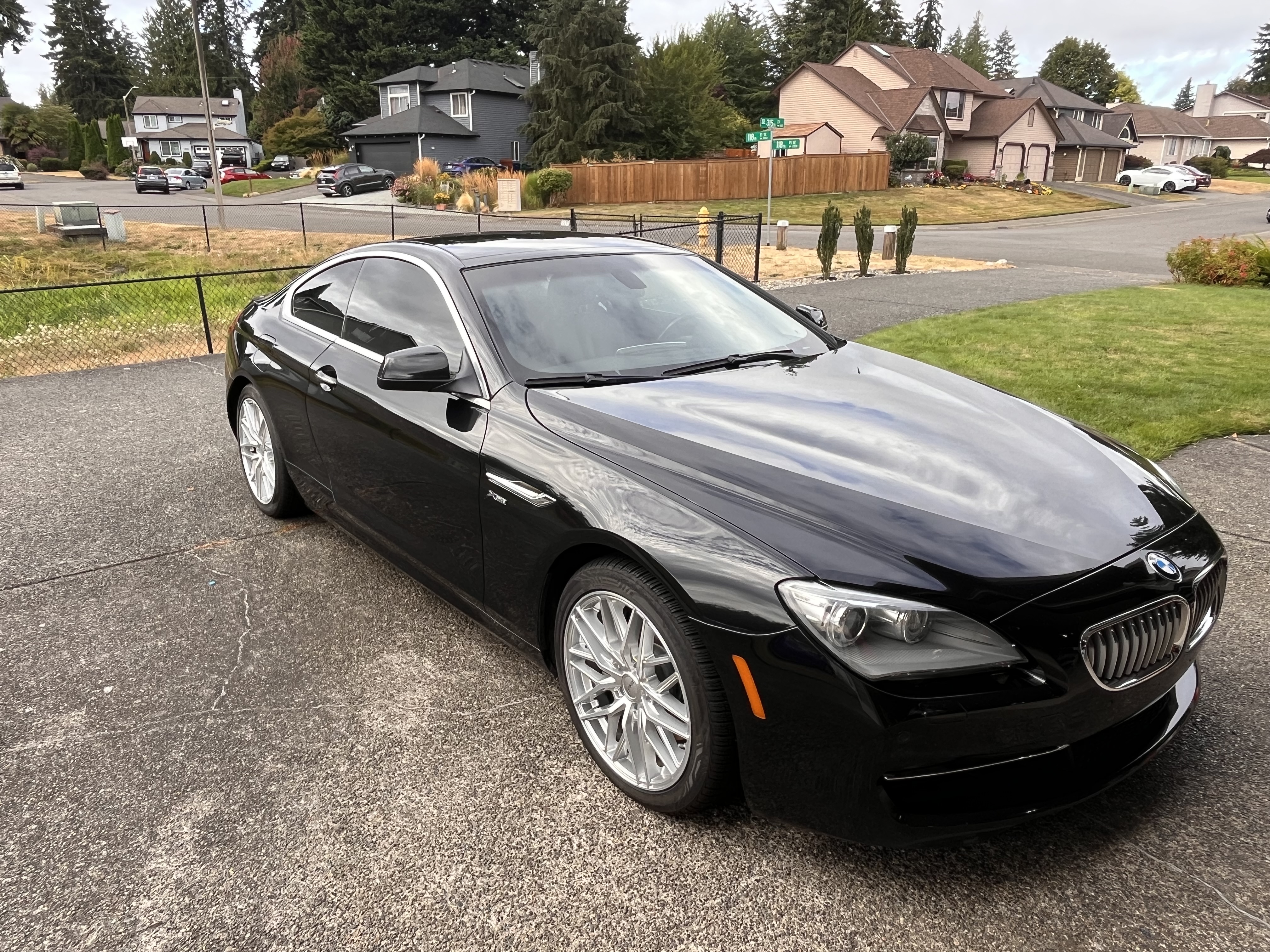 Used 2012 BMW 650i xDrive Coupe AWD/4WD image 5