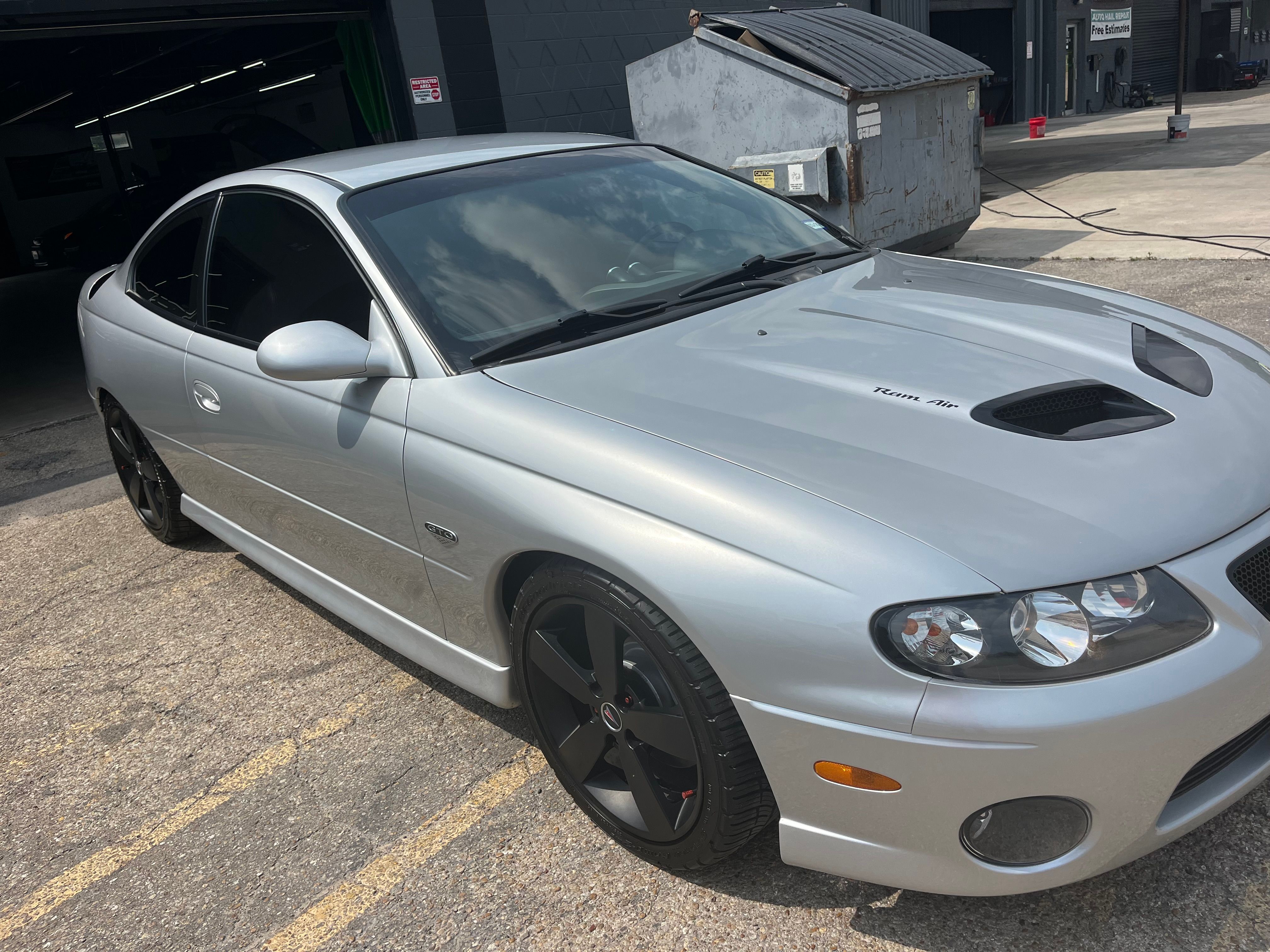 Used 2006 Pontiac GTO RWD image 5