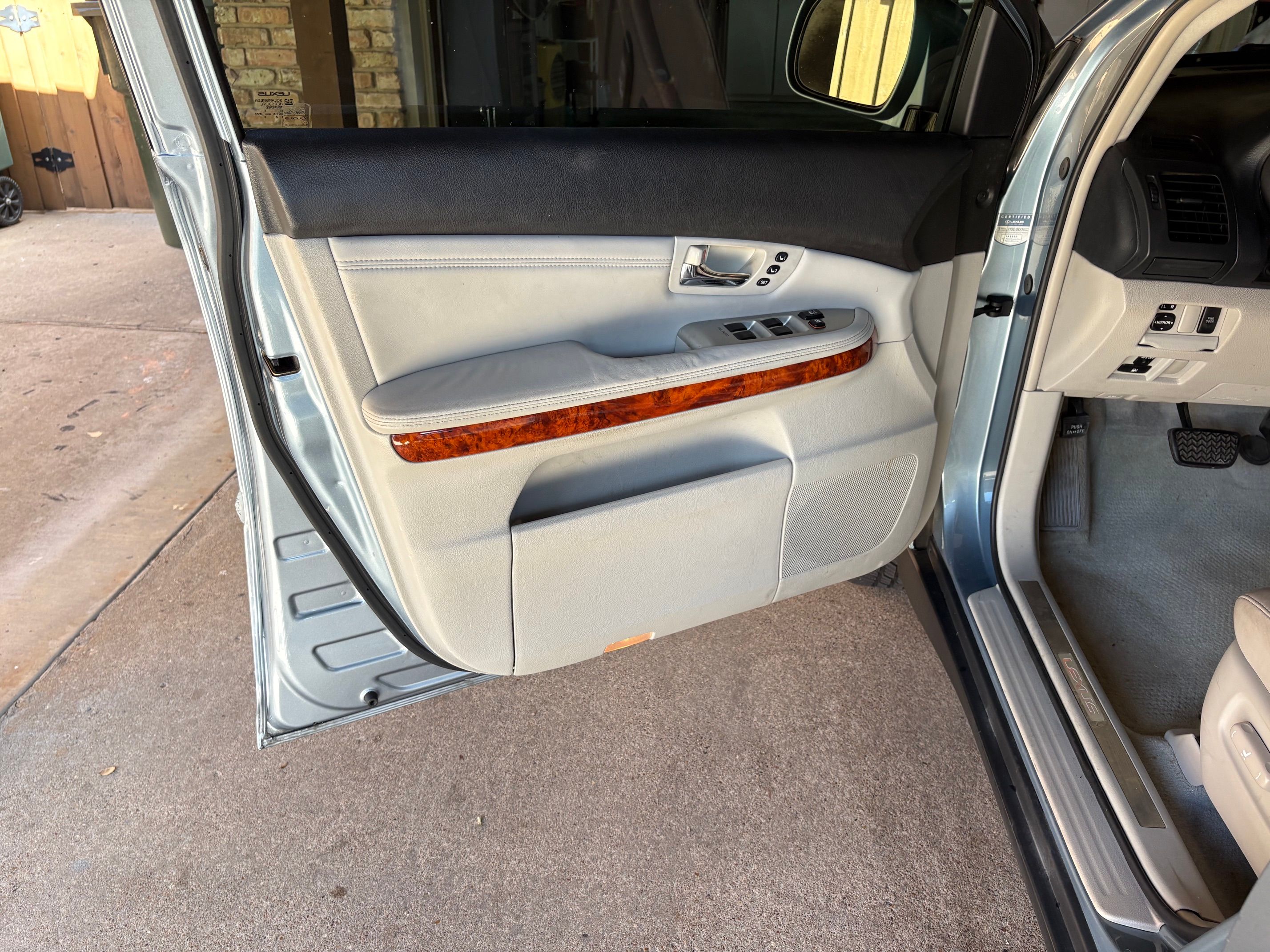 Used 2006 Lexus RX 330 FWD image 24