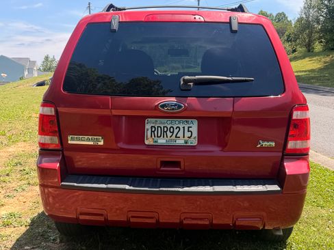 Used 2010 Ford Escape XLT FWD image 5