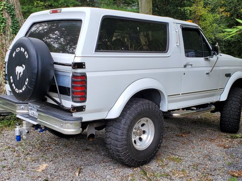 Used 1995 Ford Bronco image 4