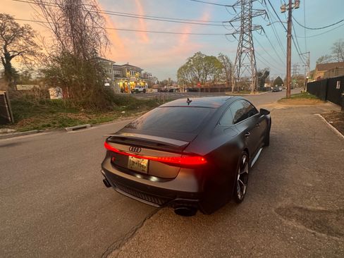 Used 2025 Audi RS 7 Performance w/ Black Optic Package AWD/4WD image 6