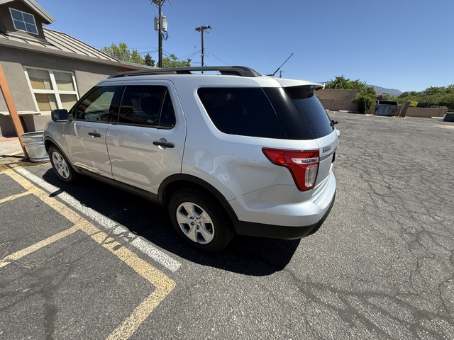 Used 2013 Ford Explorer FWD image 2