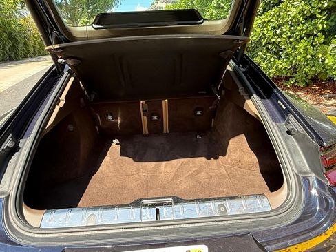 Used 2020 Porsche Panamera image 8