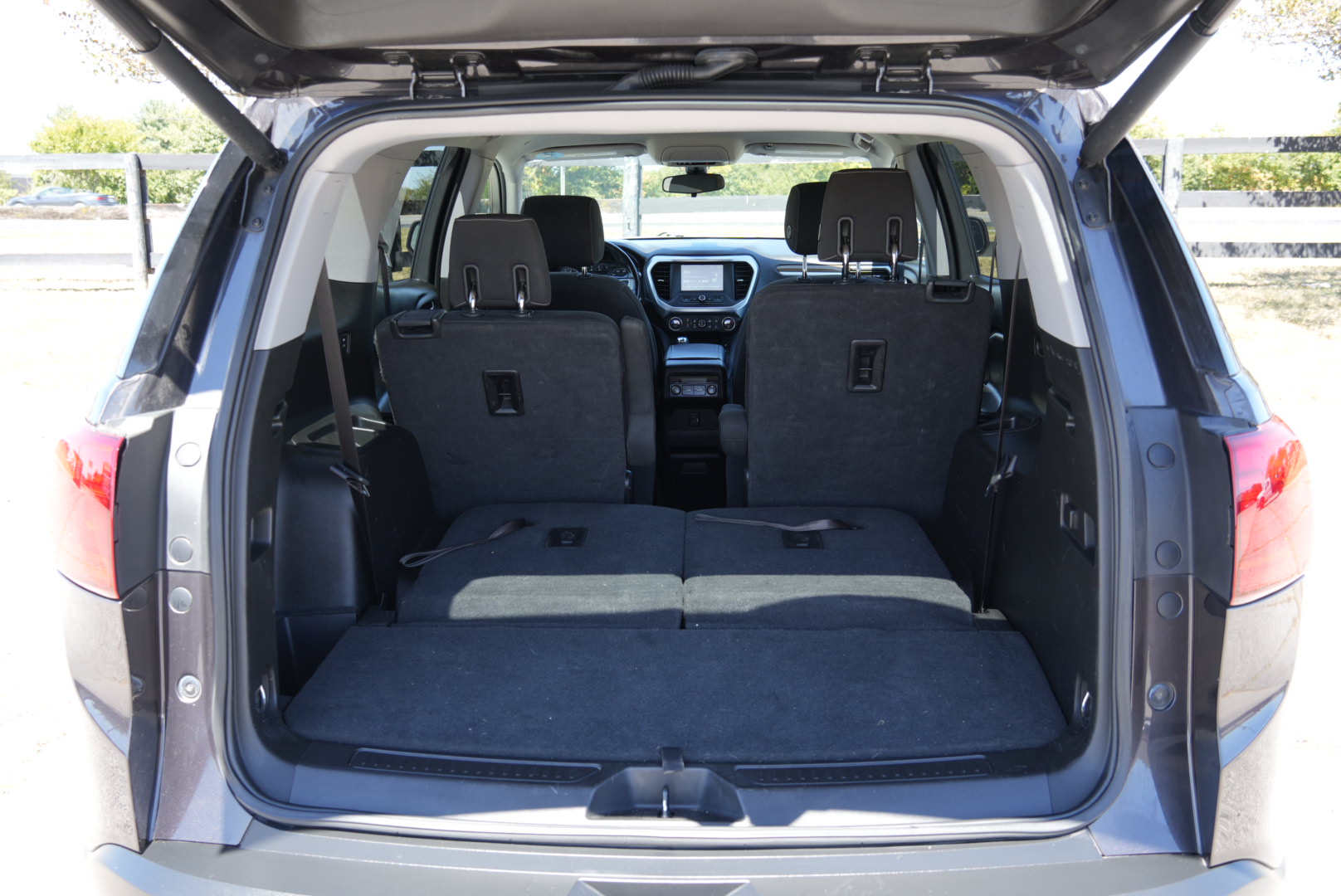 Used 2018 GMC Acadia SLE w/ Driver Alert Package I AWD/4WD image 14