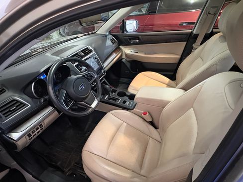 Used 2018 Subaru Outback 3.6R Limited image 10