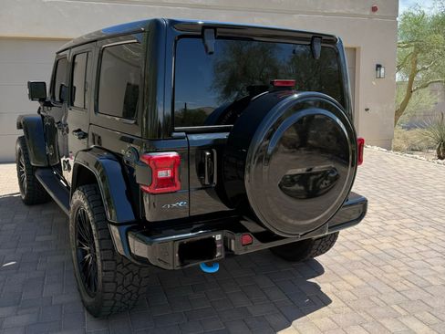 Used 2024 Jeep Wrangler High Altitude AWD/4WD image 5