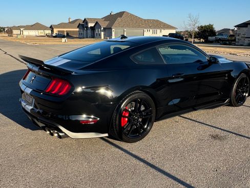 Used 2022 Ford Mustang Shelby GT500 w/ Technology Package image 24