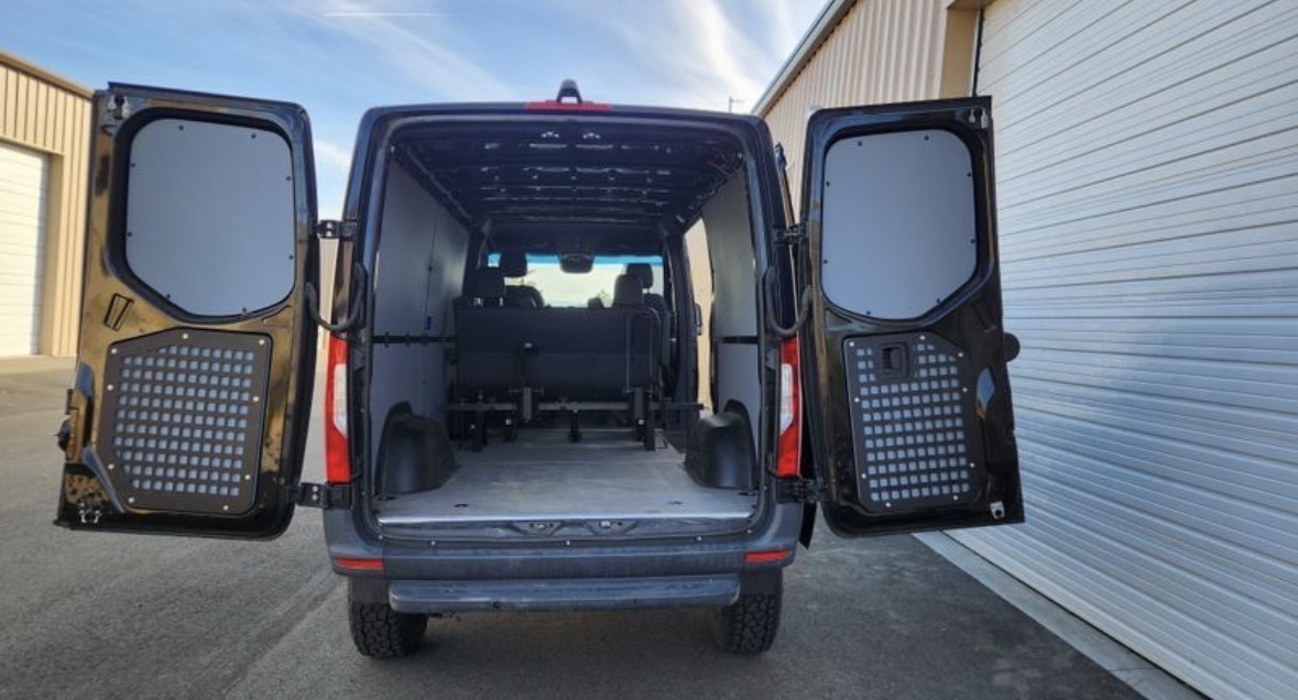 Used 2020 Mercedes-Benz Sprinter 2500 image 5