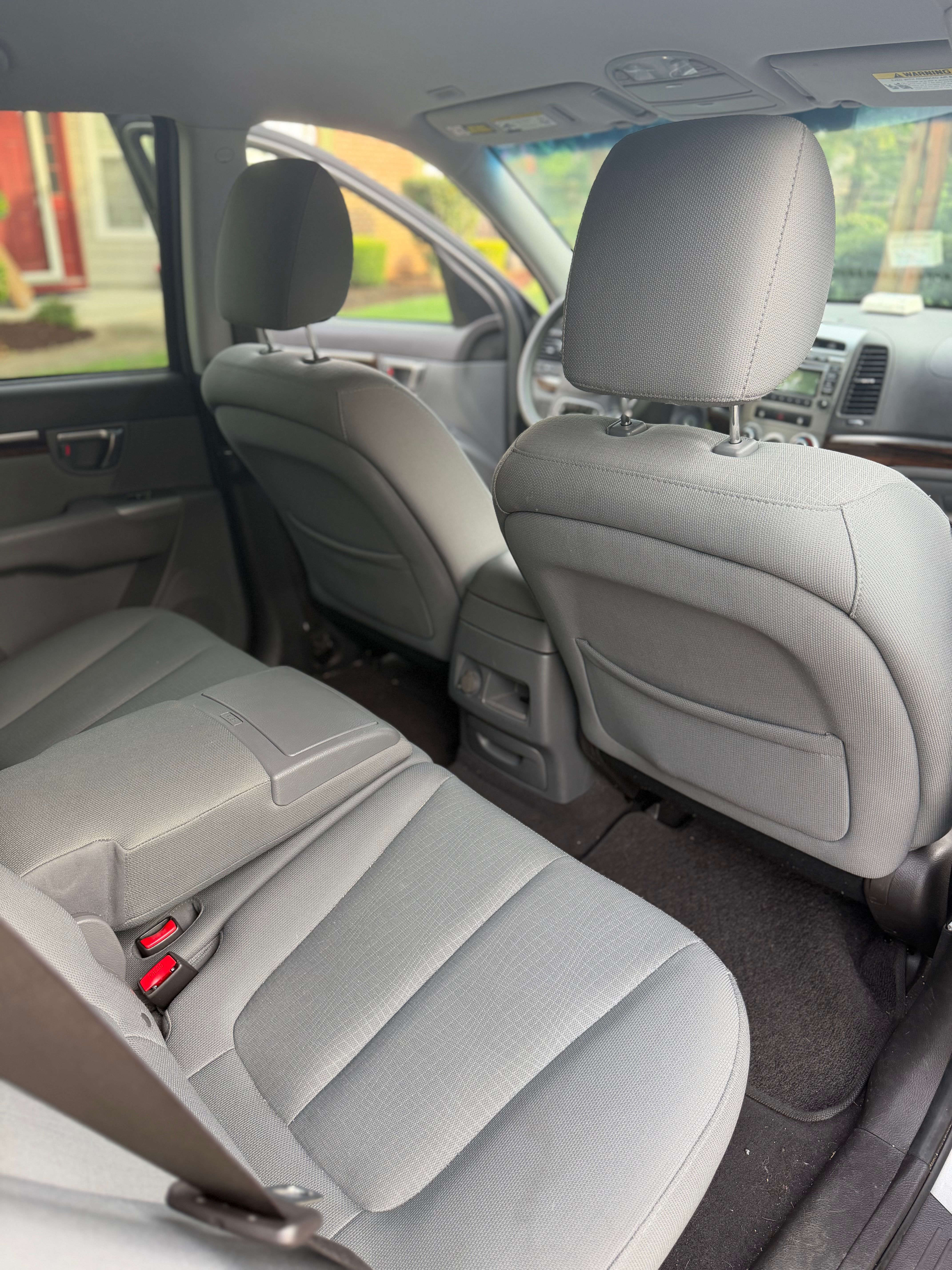 Used 2012 Hyundai Santa Fe GLS AWD/4WD image 5