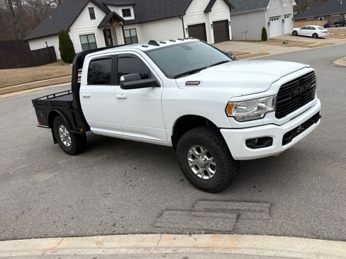 Used 2019 RAM 2500 Big Horn image 2