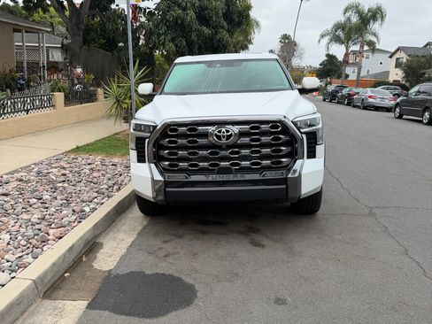 Used 2024 Toyota Tundra Platinum image 5