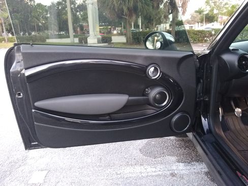 Used 2010 MINI Cooper John Cooper Works image 12