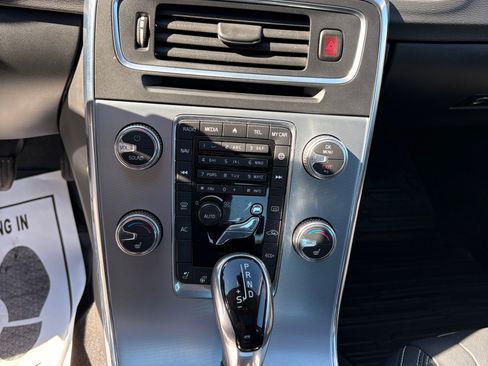 Used 2018 Volvo S60 T5 Dynamic w/ Protection Package image 24