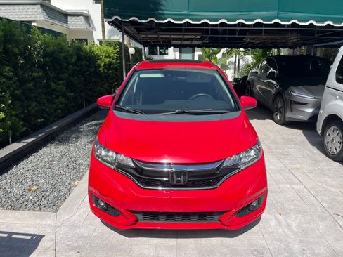 Used 2018 Honda Fit EX image 4