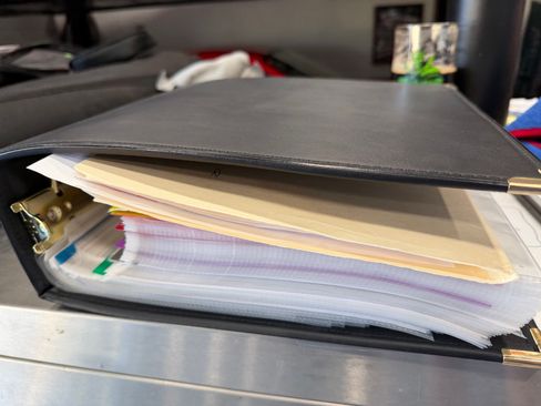 Used 2006 Aston Martin V8 Vantage Coupe 2D image 6