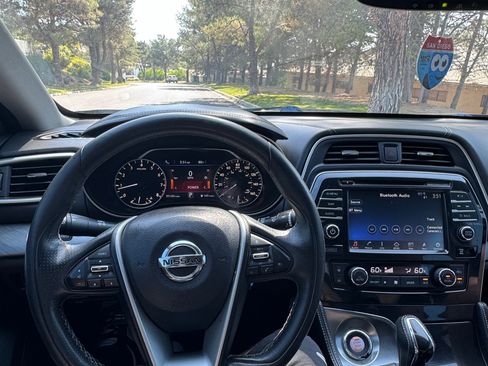 Used 2017 Nissan Maxima 3.5 SL FWD image 12