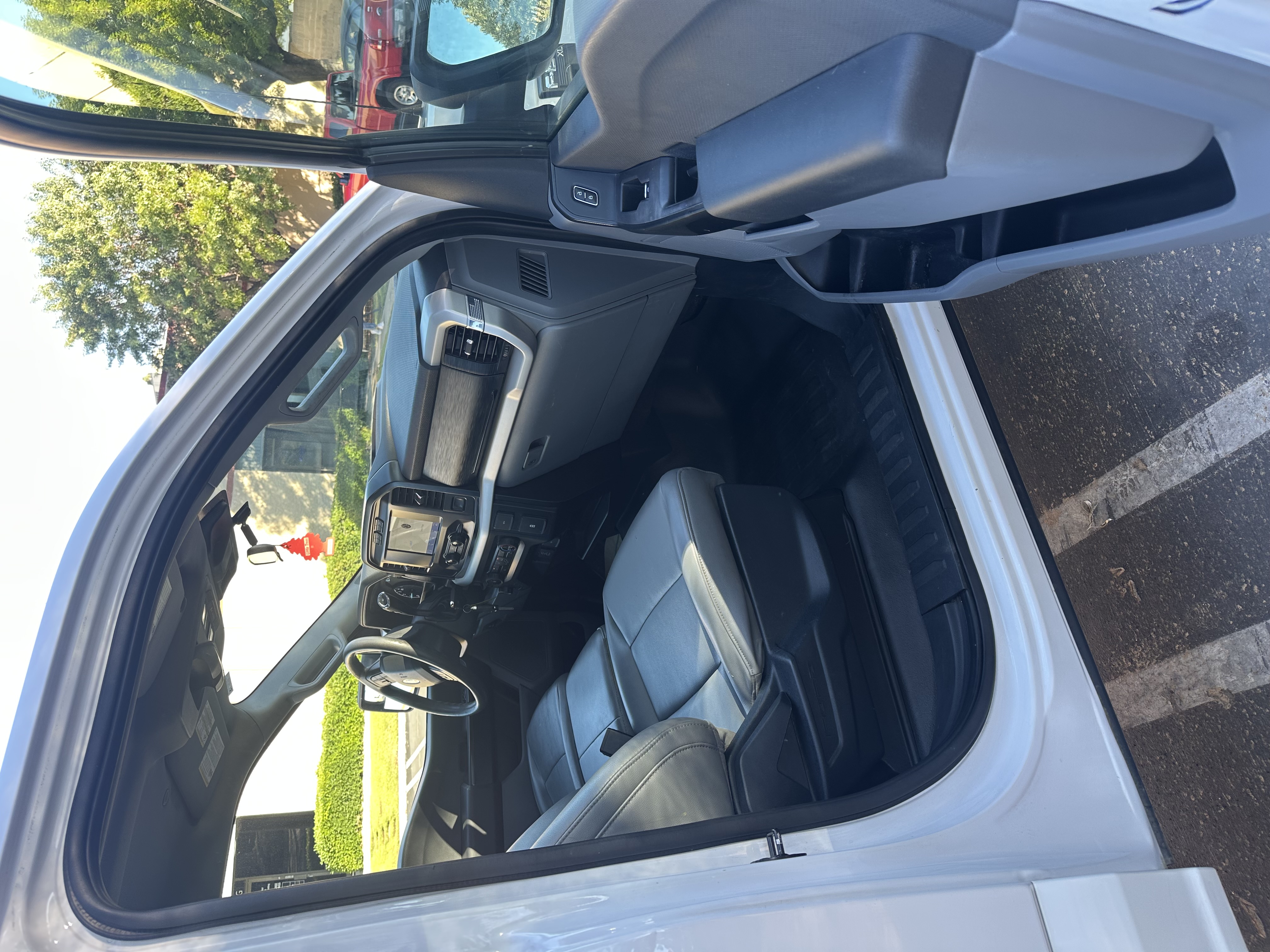Used 2021 Ford F150 XL w/ Equipment Group 101A High RWD image 14