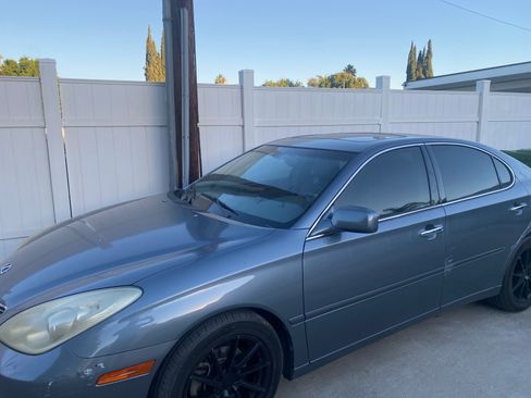 Used 2005 Lexus ES 330 image 2