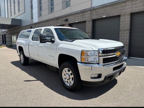 Used 2013 Chevrolet Silverado 3500 LTZ w/ LTZ Plus Package image 2