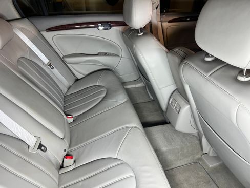 Used 2008 Buick Lucerne CXL w/ Driver Confidence Package image 20
