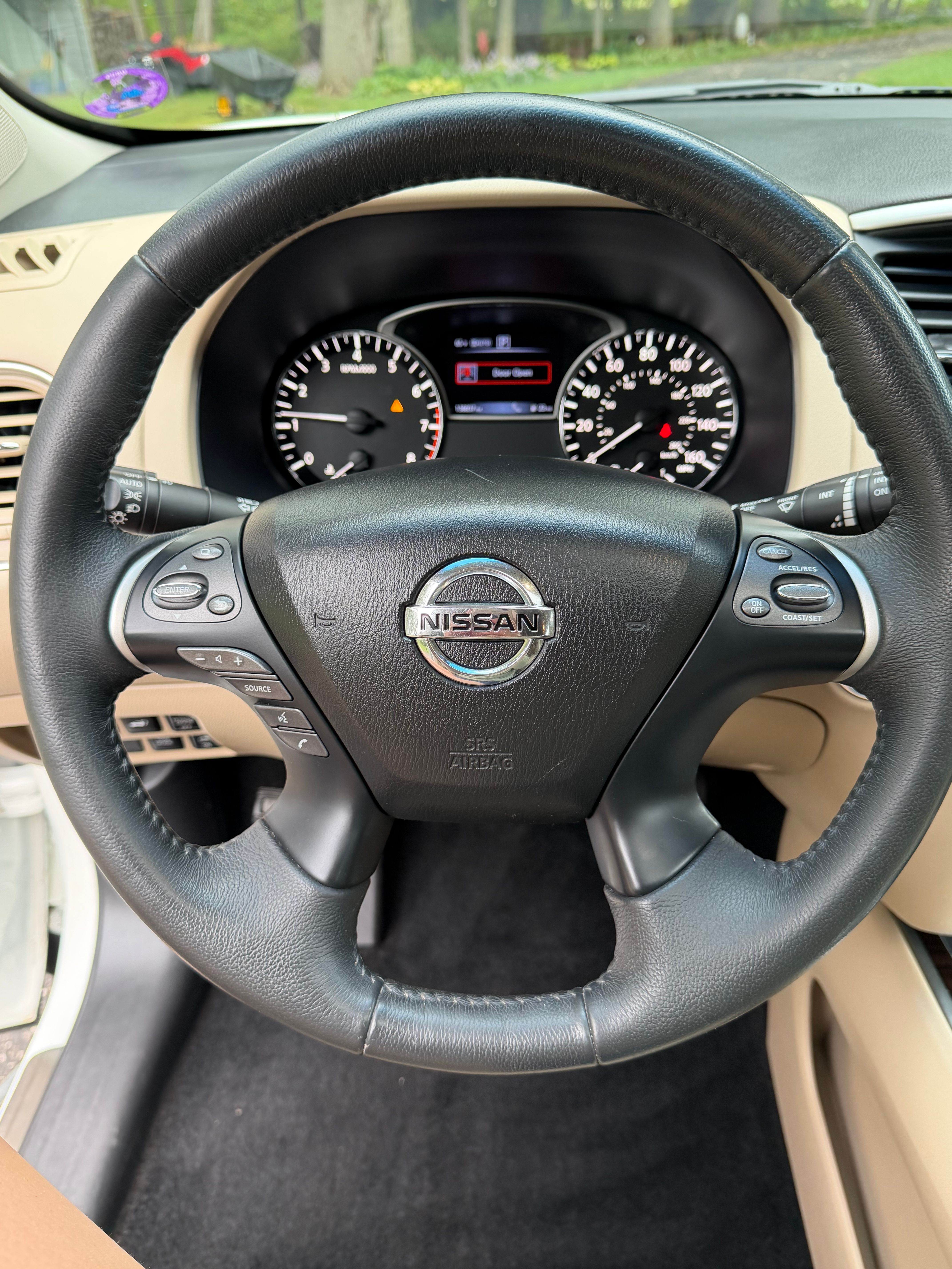 Used 2016 Nissan Pathfinder Platinum AWD/4WD image 17