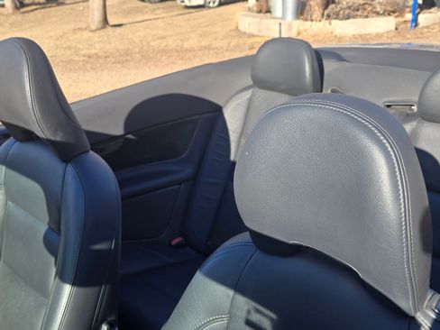 Used 2010 Volvo C70 T5 image 12