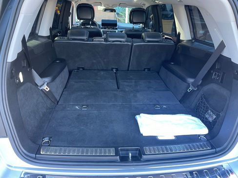 Used 2015 Mercedes-Benz GL 550 4MATIC image 13